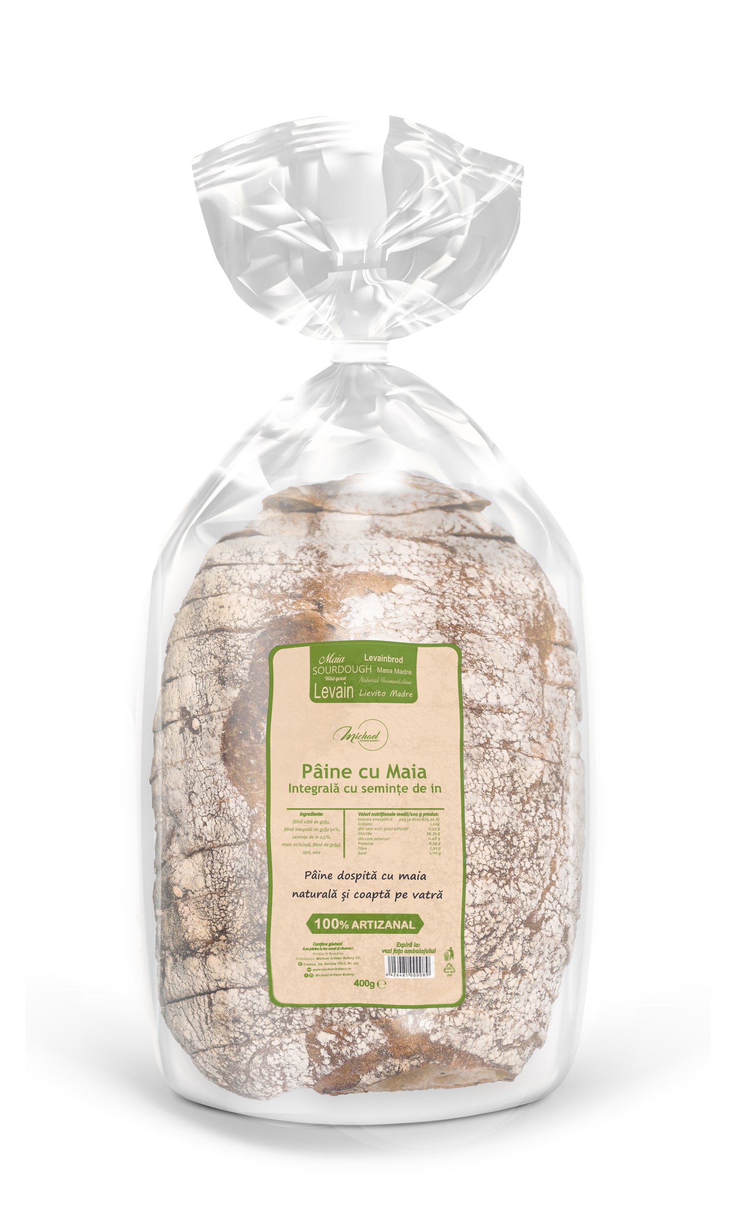 Pâine cu maia integrală cu semințe de in, produs artizanal din brutăria Michael Artisan Bakery, ambalată în folie transparentă pe fundal alb